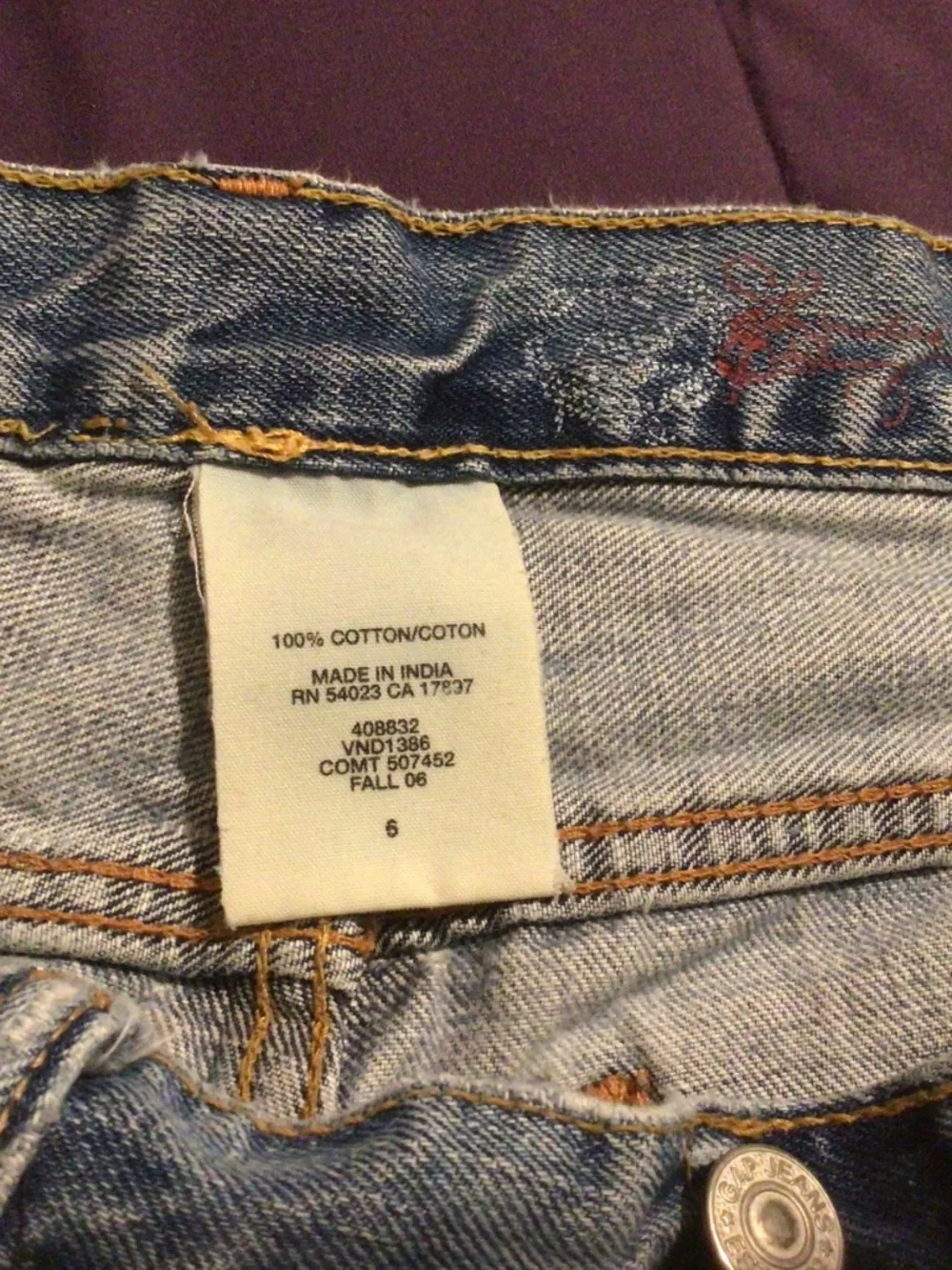 Preowned Denim Gap Long Shorts Size 6